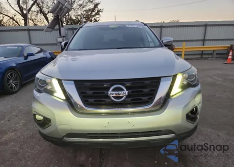 2017 Nissan Pathfinder S z USA, uszkodzony, nr VIN 5N1DR2MM8HC639670